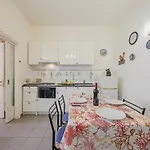 Apartment La Casa Della Ceramista By Interhome