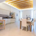 Zanardelli 1 Apartment By Wonderful Italy