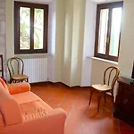 Sabina Trilo Sirolo, In Centro Con Posto Auto