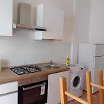 Love House - Apartment On The Beach