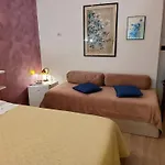 Annadia Sweet Home