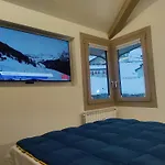 Tana Della Marmotta - Renovated, Ski In Ski Out, Turkish Bath, Garage, Storage