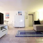 La Tata Home