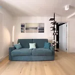 Corridoni 3C Tirabora Short Rent