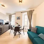 Corridoni 2A Tirabora Short Rent