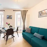Corridoni 2A Tirabora Short Rent