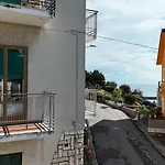 Trilocale Con Terrazzo Vista Mare A Numana - N248