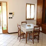 Trilo Green Con Giardino E Posto Auto Privato