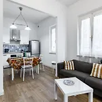 Villetta Il Gelso With Parking And Garden!