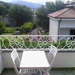 Il Nespolo