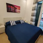 Burlamacco Apartment In Versilia