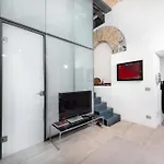 The Architect - Exclusive Loft In Ponterosso