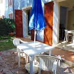 N025 - Numana, Bilocale Con Giardino In Centro