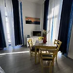 Napoli Da Vivere Suites Giudecca