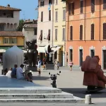 Suite & Loft Due Deliziosi Bilocali, Centralissimi, In Pietrasanta