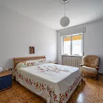 Esclusiva Casa Vacanze A Olcio Con Vista