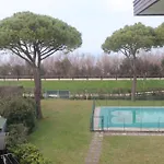 Lagoon View Deluxe Flat + Pool&Parking