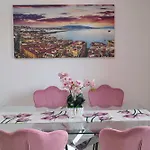 Napoli Central Lumina Suites