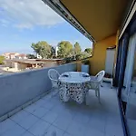 L11 Grazioso Bilocale Con Terrazzo Vista Mare