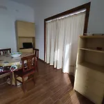 Il Ciuffo: Ampia Casa Panoramica Con Parcheggio.