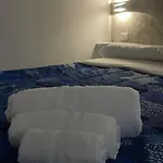 A Commedia Napulitana Guest House