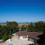 Marina Residence