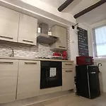 La Casa Di Leo