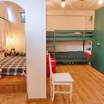 Hostdomus - Modern Loft