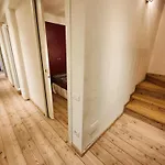 Hostdomus - Modern Loft