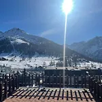 Monolocale Con Terrazzo E Vista Spettacolare Sui Monti