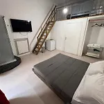 Carafa'S Central Apartment By Hhn