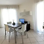 Bilocale Con Balcone Mina 6