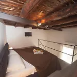 Home Salvator Rosa 78