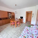 Giuly - Appartamenti Con Terrazzo In Centro A Sirolo