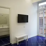 Maison Olivia, Nuovo Appartamento In Zona Chiaia