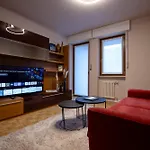 203 Aosta Apartment