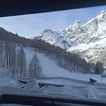 Residenza Del Cirmolo Cervinia Vda Vacanze In Vetta Cir 0205