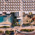 Hotel International Direttamente Sulla Sabbia