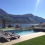 Bellagio Village- 4 Apartments By The Lake - Seasonal Warm Pool And Sauna