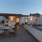Enfasi Holiday Home