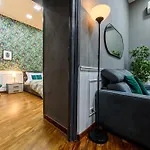 Duomo Luxury Apartment In City Center