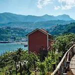 Gocce Villas - Villa Degli Dei Waterfront Villa