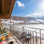Volga Loira Senna - Happy Rentals