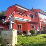 Villa Giraluna