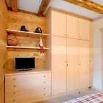 Casa Clus Bormio Apartments 1