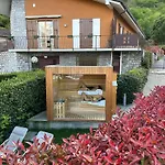 Bellagio Village- 4 Apartments By The Lake - Seasonal Warm Pool And Sauna