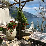 Villa Paradiso