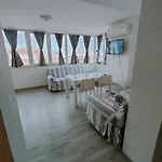 Cat'S House