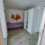 Cat'S House