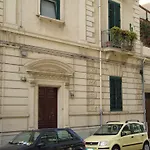 La Maison Des Livres